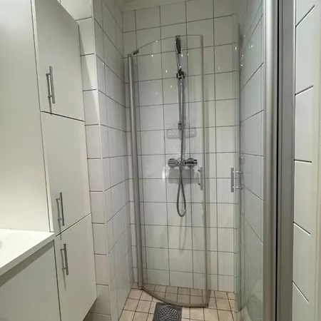 Lys Med Terrasse 10 Min Til Bryggen Apartment Bergen